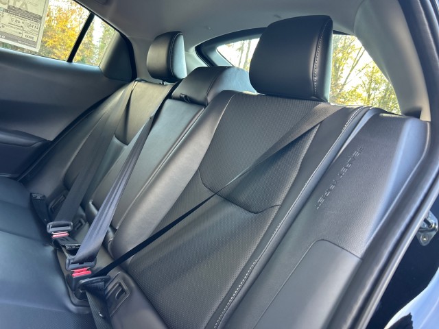 ToyotaPrius Plug-In Hybrid35