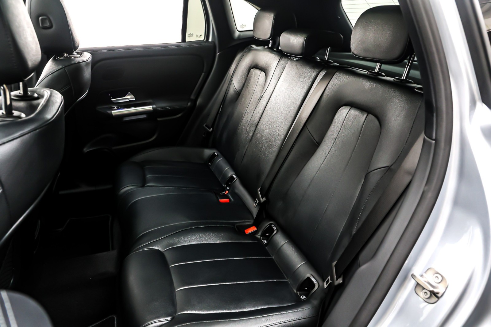 New 2026 Cirrus Silver Metallic Mercedes-Benz GLA 250 image 8