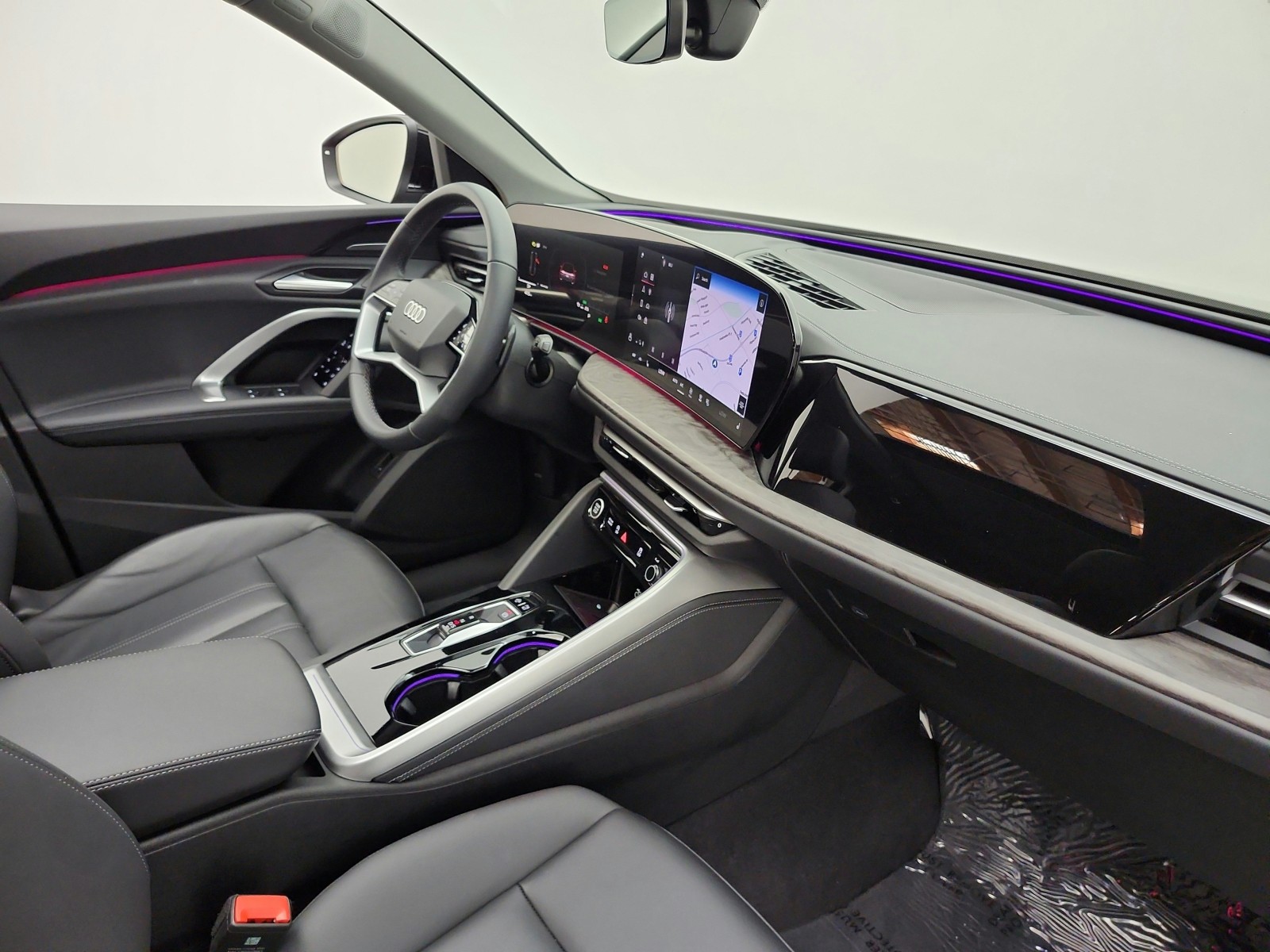Used 2025 Mythos Black Metallic Audi Premium Plus image 30