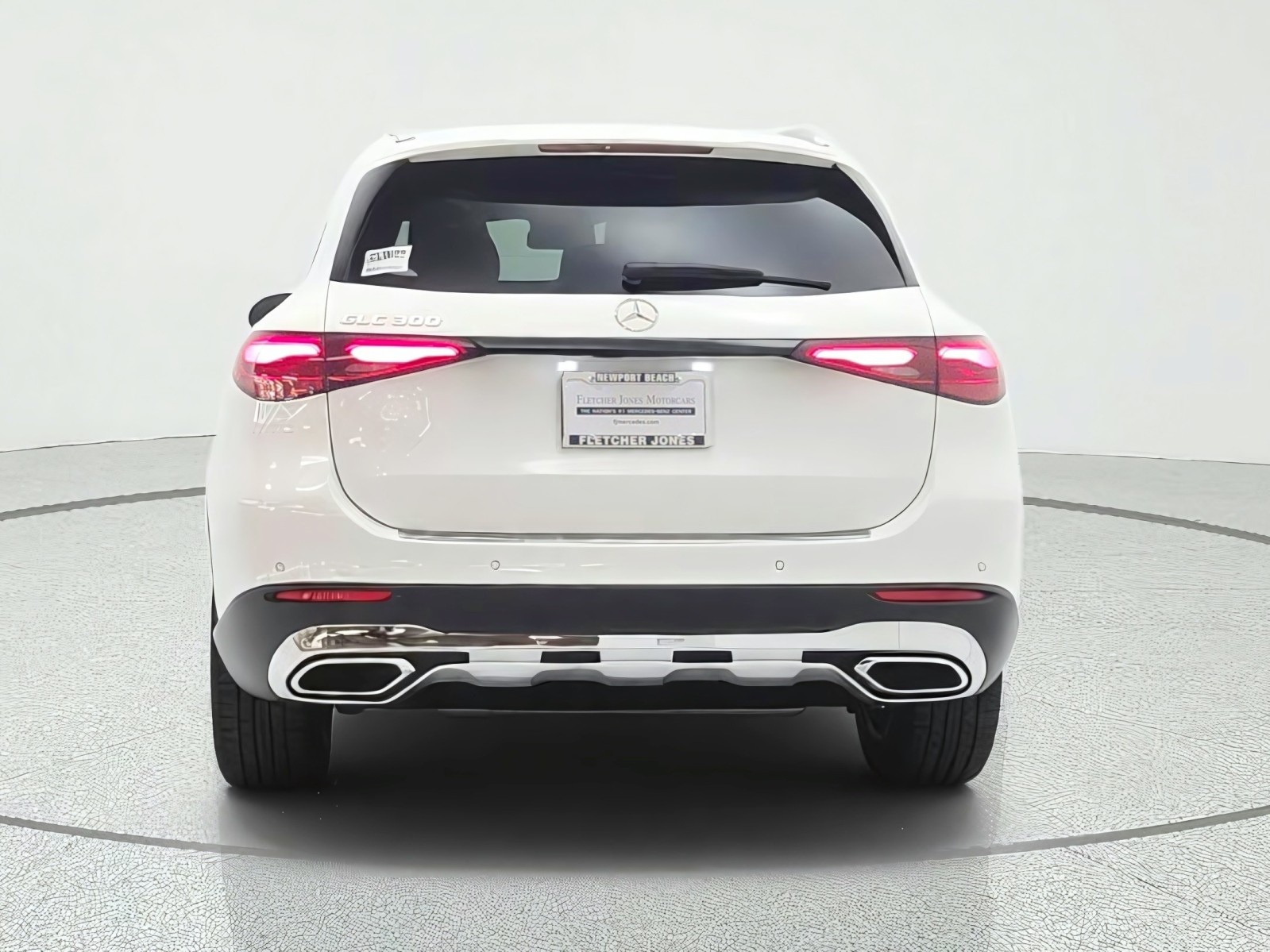 New 2027 Polar White Mercedes-Benz GLC 300 SUV image 6