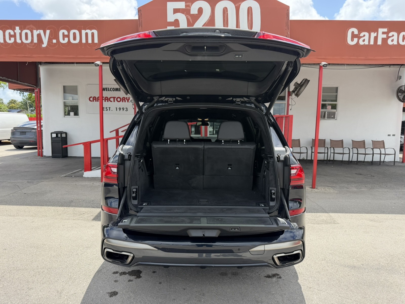 2020 BMW X7 - $33,988