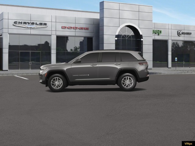 2025 Jeep Grand Cherokee Laredo 4x4 3