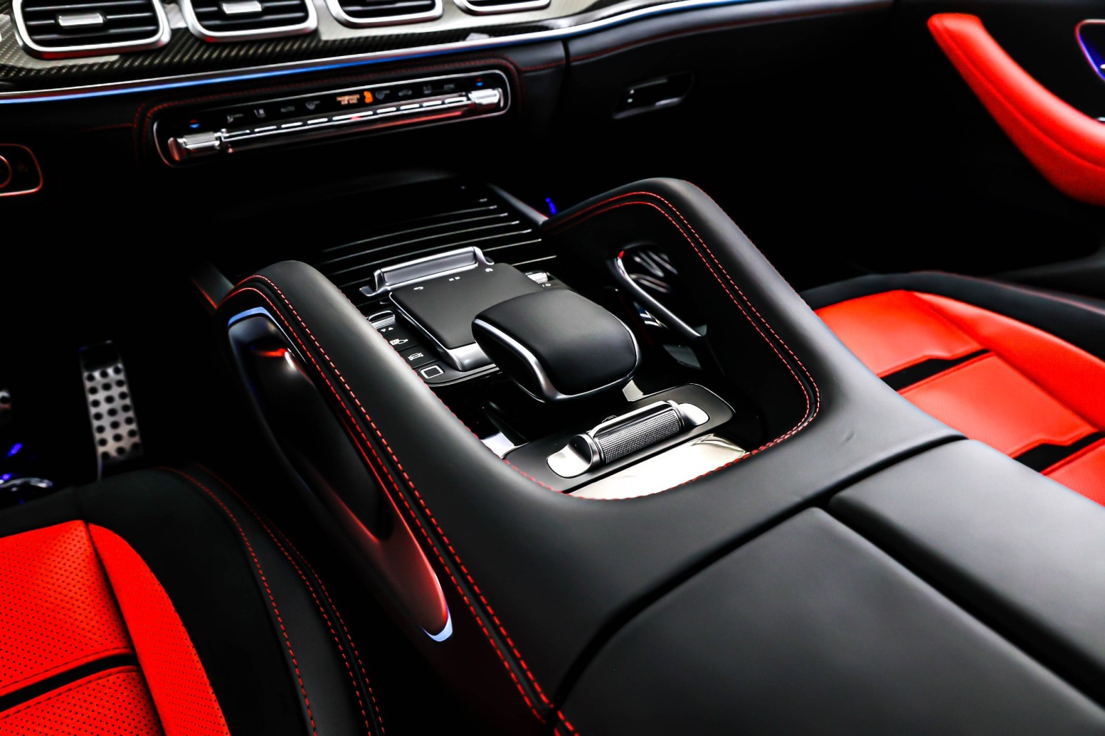 New 2026 MANUFAKTUR Alpine Grey Mercedes-Benz AMG® GLE 53 image 6