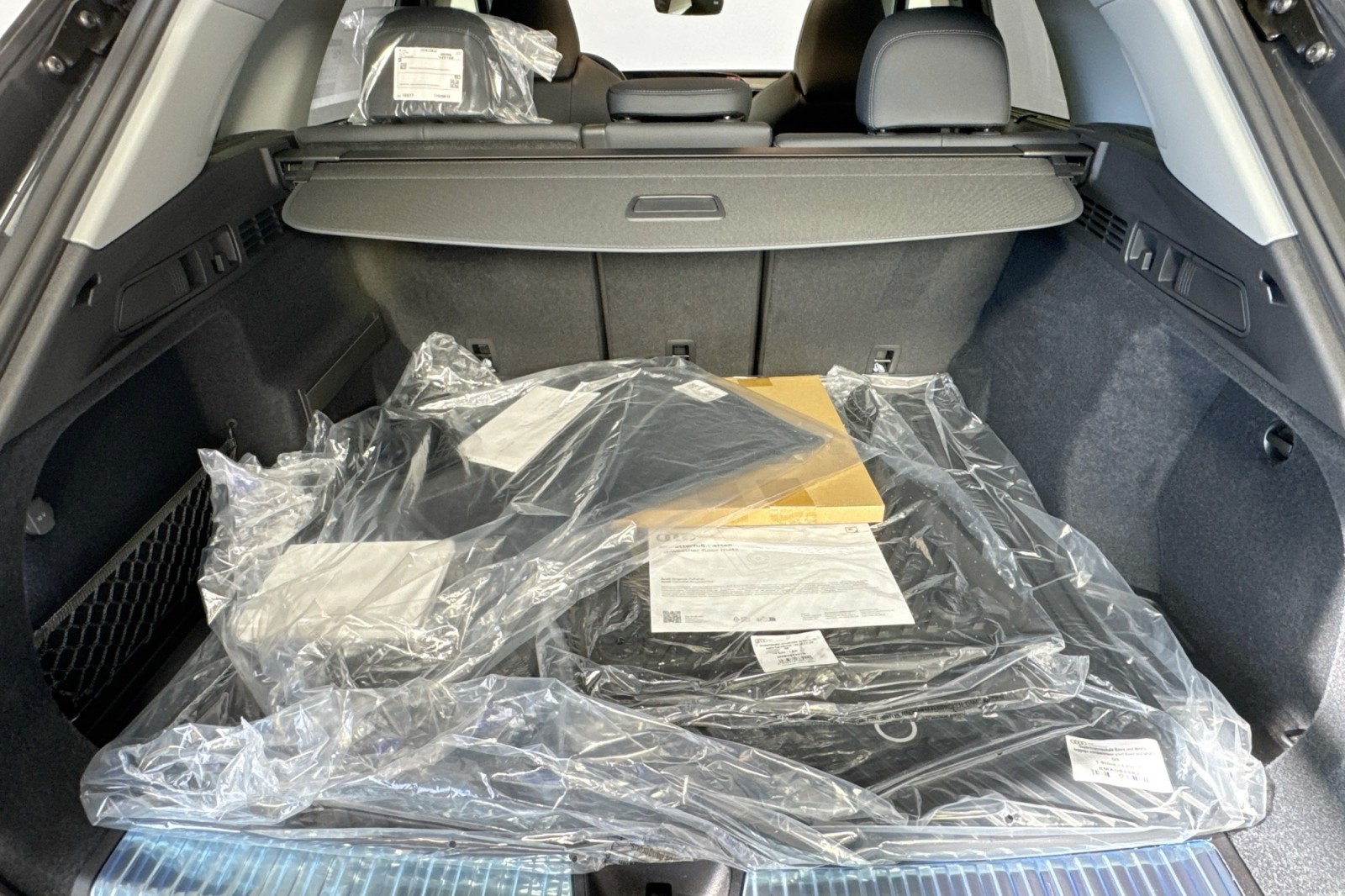 New 2025 Tambora Gray Metallic Audi Premium Plus 2.0 TFSI quattro image 23