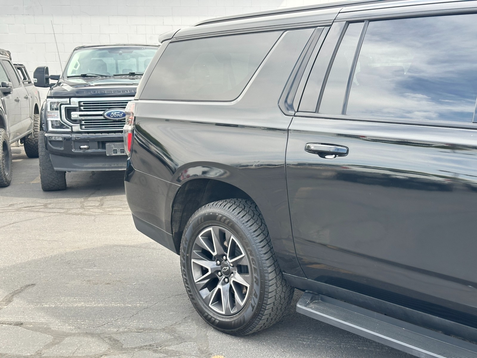 2022 Chevrolet Suburban Z71 6