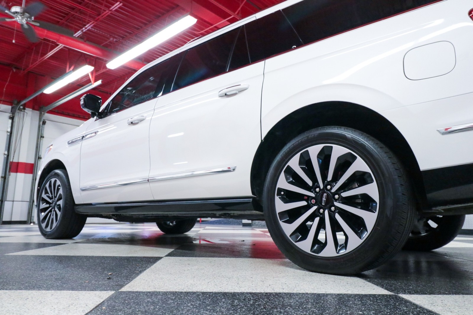 Used Car 2023 Lincoln Navigator L  Reserve For Sale In Austin, Texas