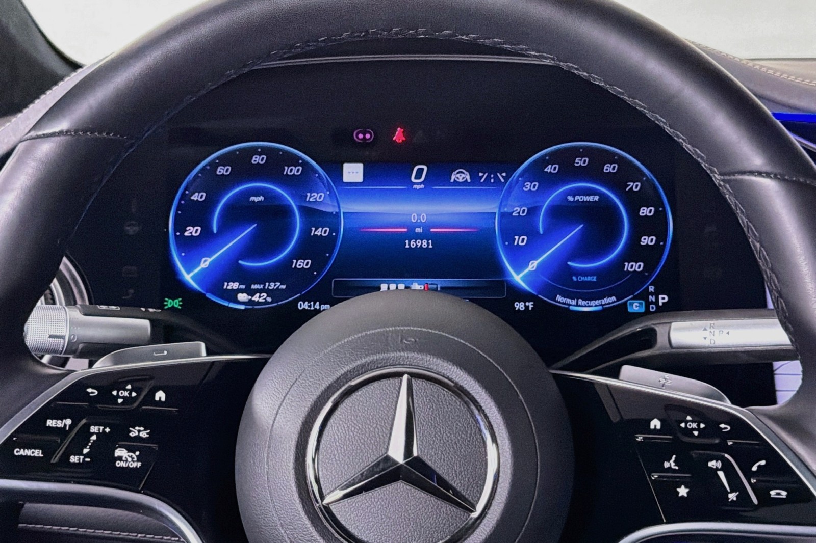 Certified Used 2023 Obsidian Black Metallic Mercedes-Benz 580 image 18