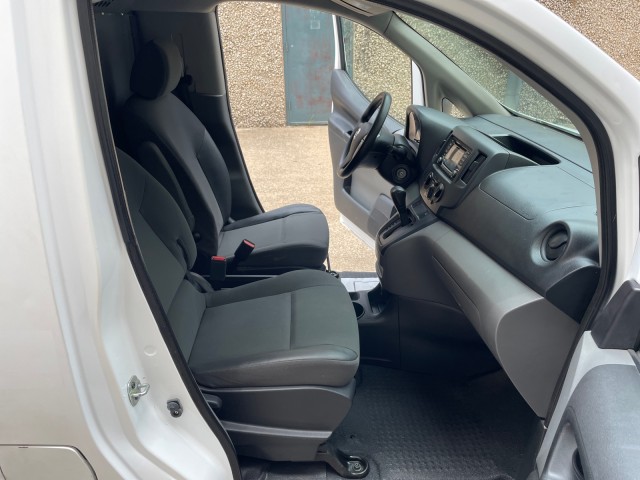 2018 Nissan NV200 Compact Cargo S 24