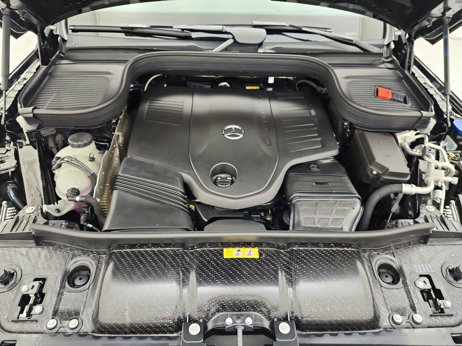 New 2026 Obsidian Black Metallic Mercedes-Benz GLS 450 4MATIC® SUV image 12