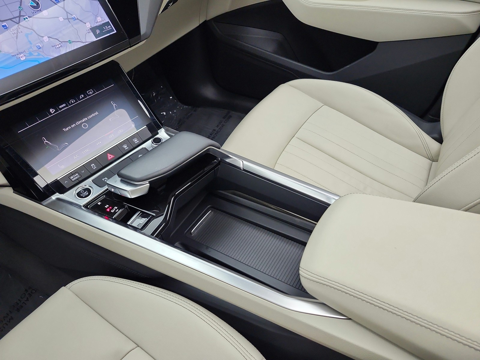 Used 2024 Glacier White Metallic Audi S line Premium image 11