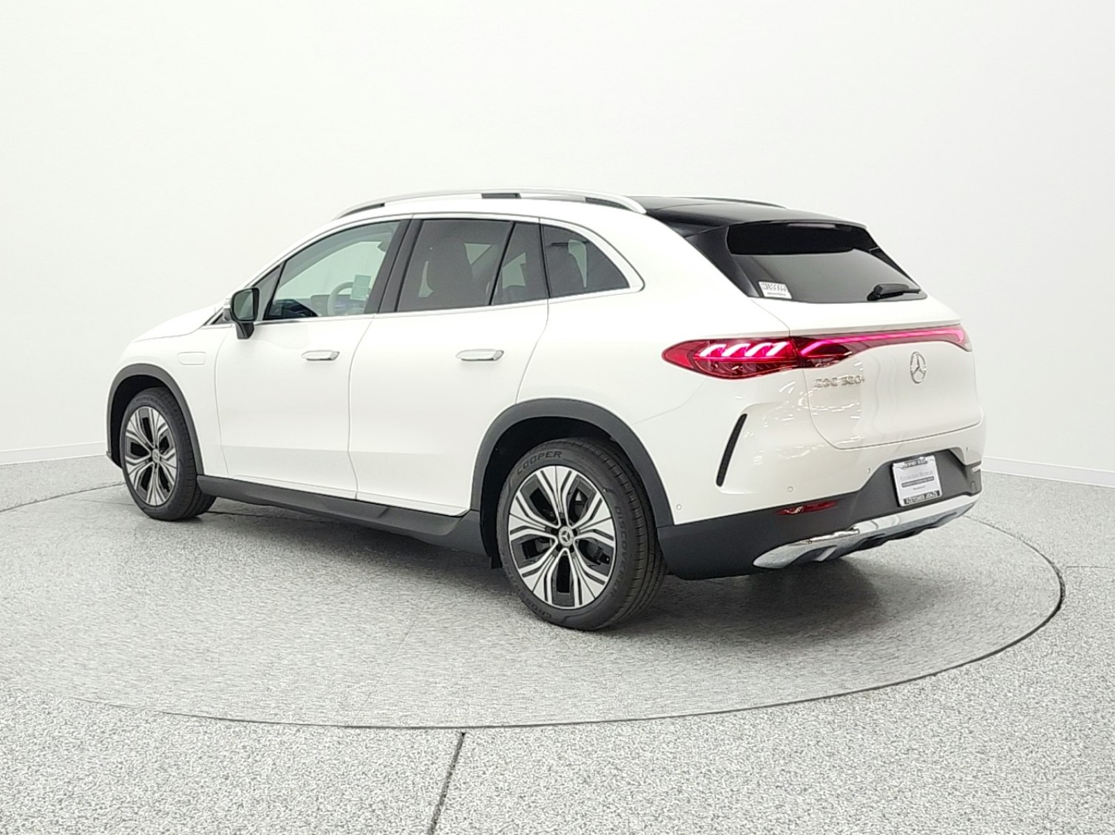 New 2026 Polar White Mercedes-Benz EQE 320+ SUV image 7