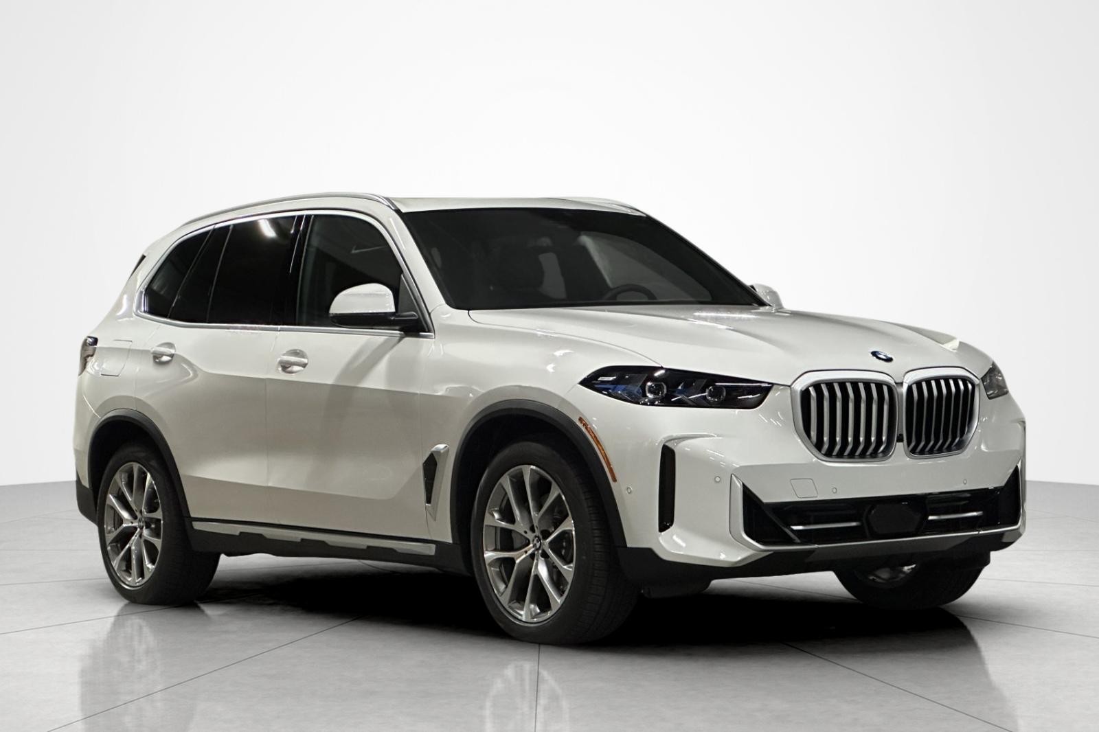 New 2026 Alpine White BMW xDrive40i image 7