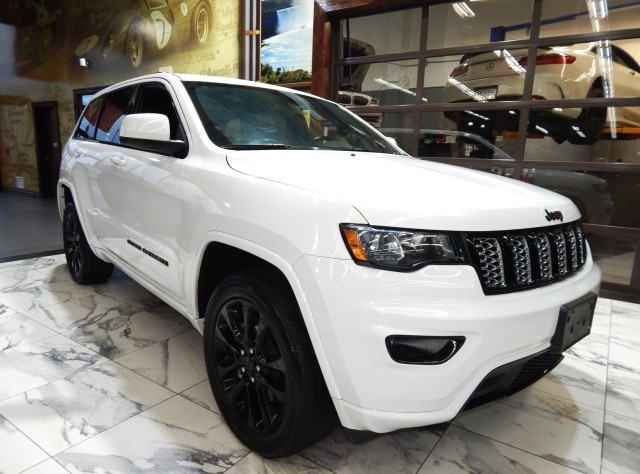 2021 Jeep Grand Cherokee Laredo X 4WD in Springfield, New Jersey