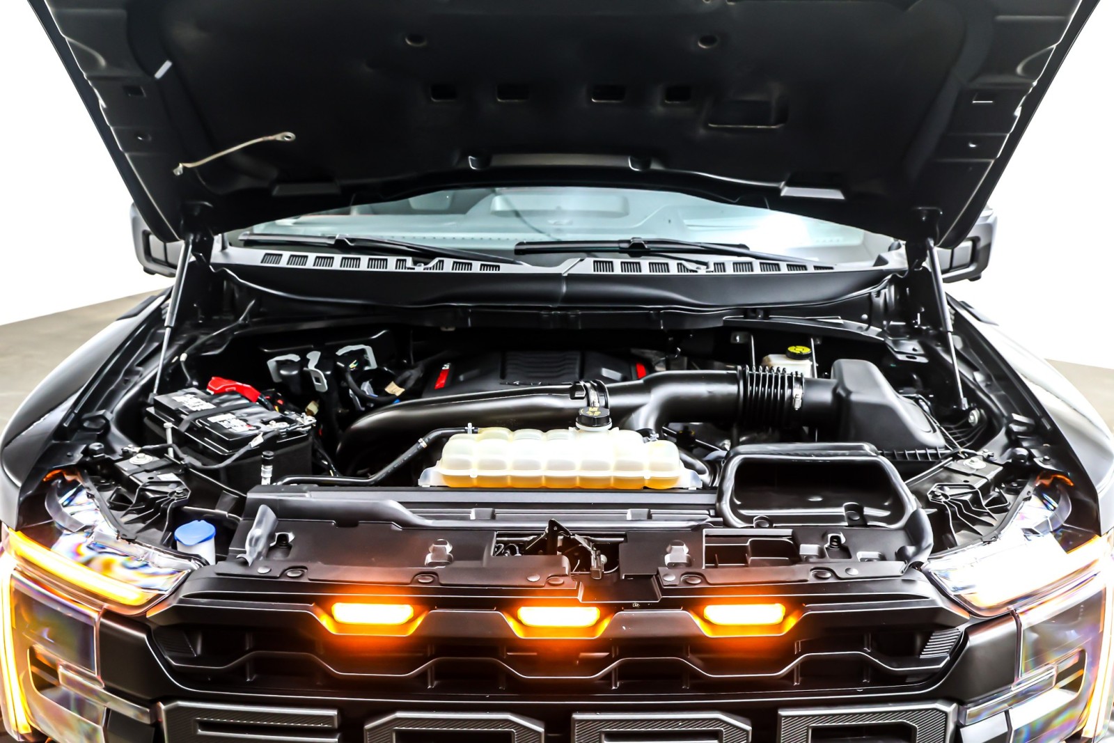 Used 2024 Agate Black Metallic Ford Raptor 4WD SuperCrew 5.5