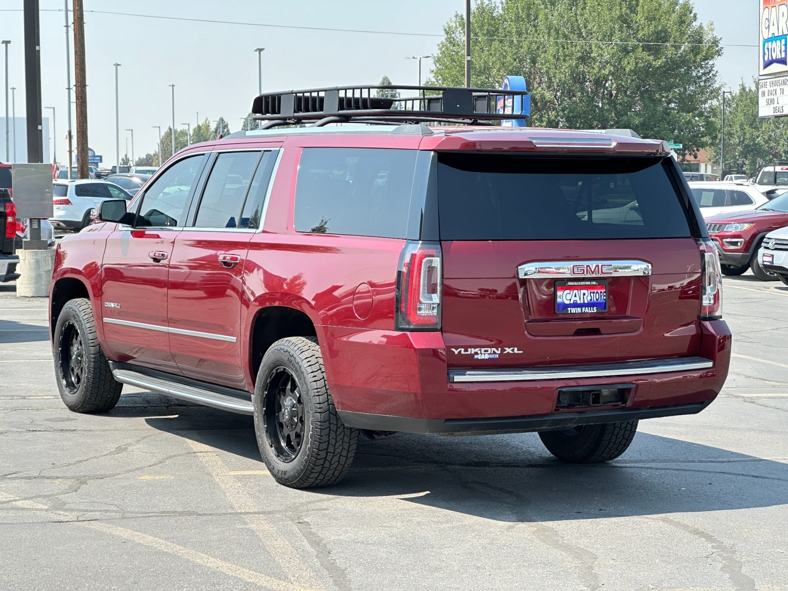 2016 GMC Yukon XL Denali 9