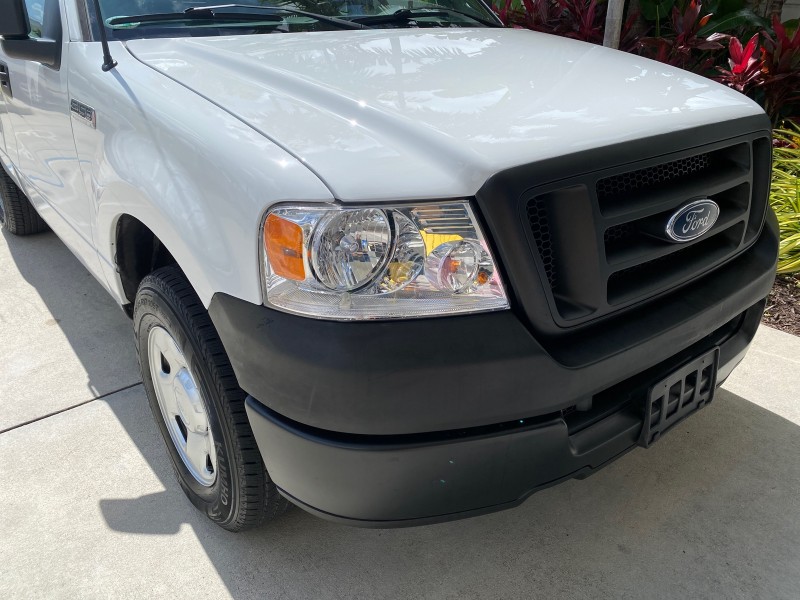 2005 Ford F-150 PU STX LOW MILES 18,931 in , 