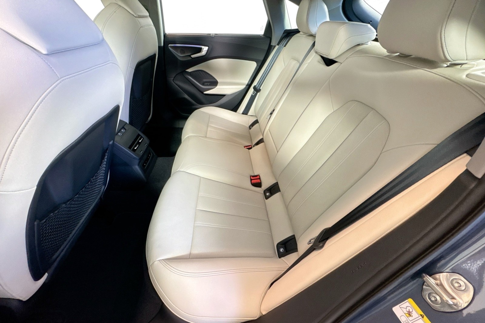 Used 2025 HORIZON BLUE Audi Prestige image 21