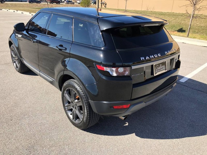2015 Land Rover Range Rover Evoque Pure Plus in CHESTERFIELD, Missouri