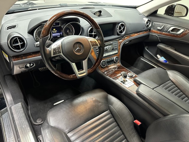 2014 Mercedes-Benz SL-Class SL 550 in , 