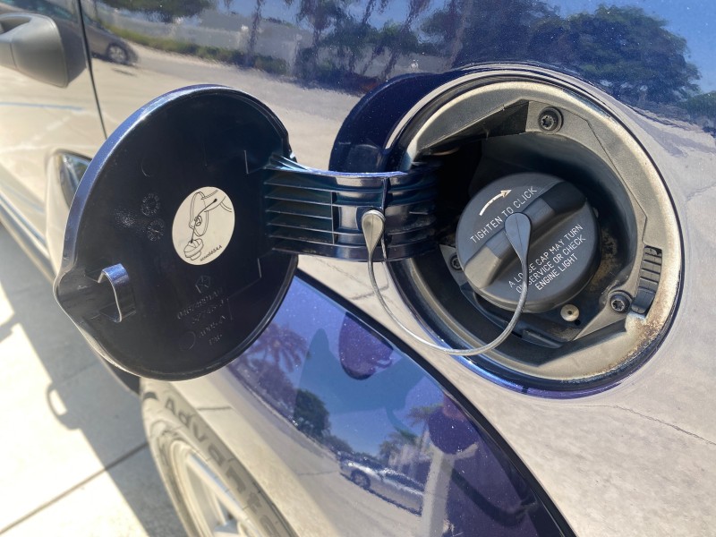 2006 Jeep Liberty 4WD Limited LOW MILES 75,410 in , 