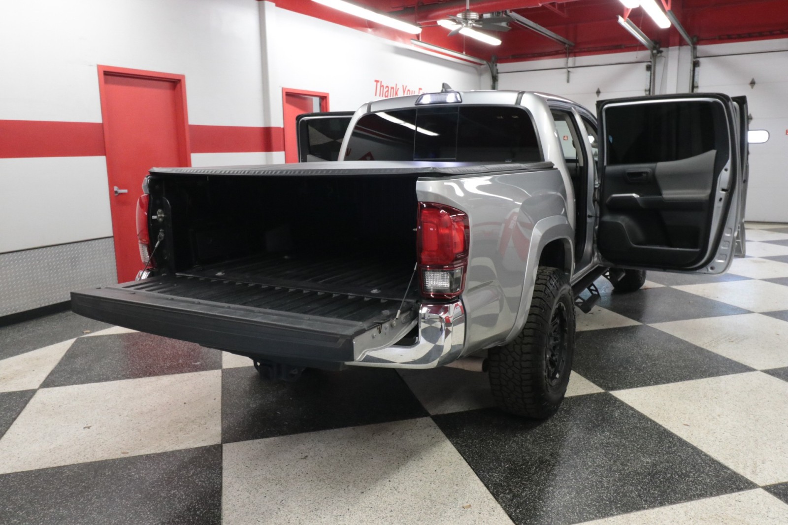 Used Car 2018 Toyota Tacoma  Sr5 For Sale Under $25,000 In Austin, Texas