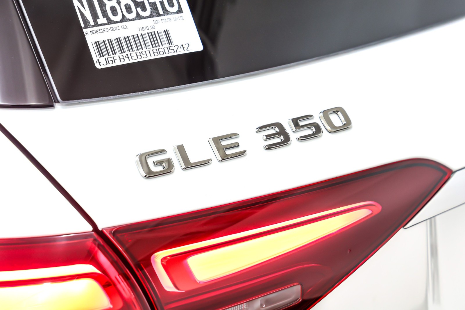New 2026 Polar White Mercedes-Benz GLE 350 image 9