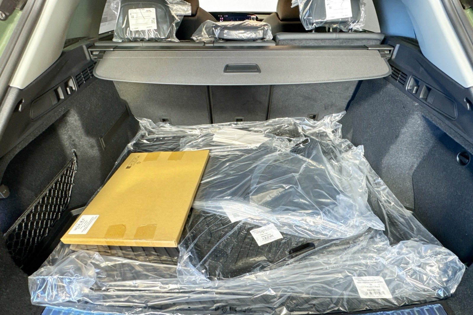 New 2025 District Green Metallic Audi Premium Plus 2.0 TFSI quattro image 25