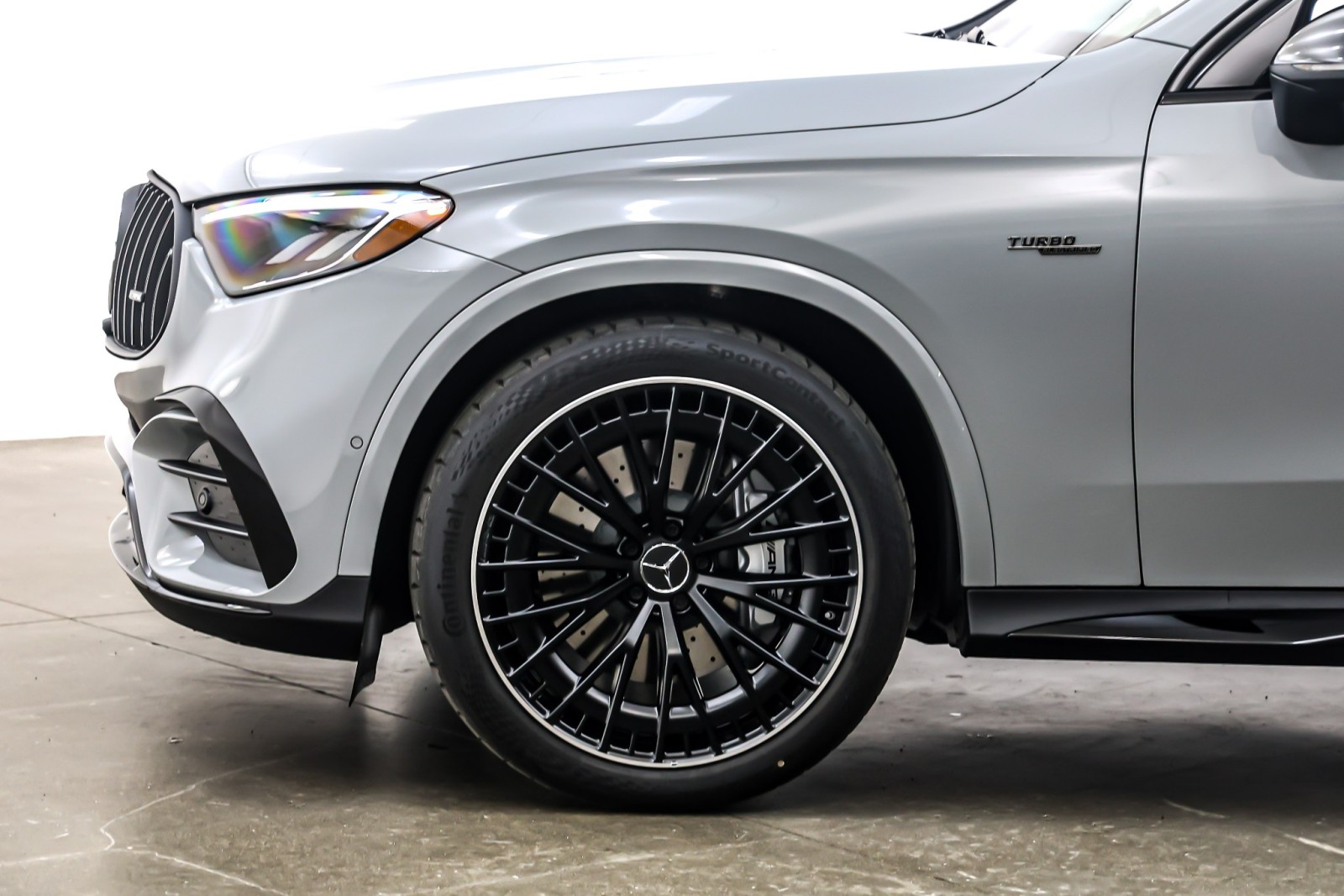 New 2026 MANUFAKTUR Alpine Grey Mercedes-Benz AMG® GLC 43 image 10