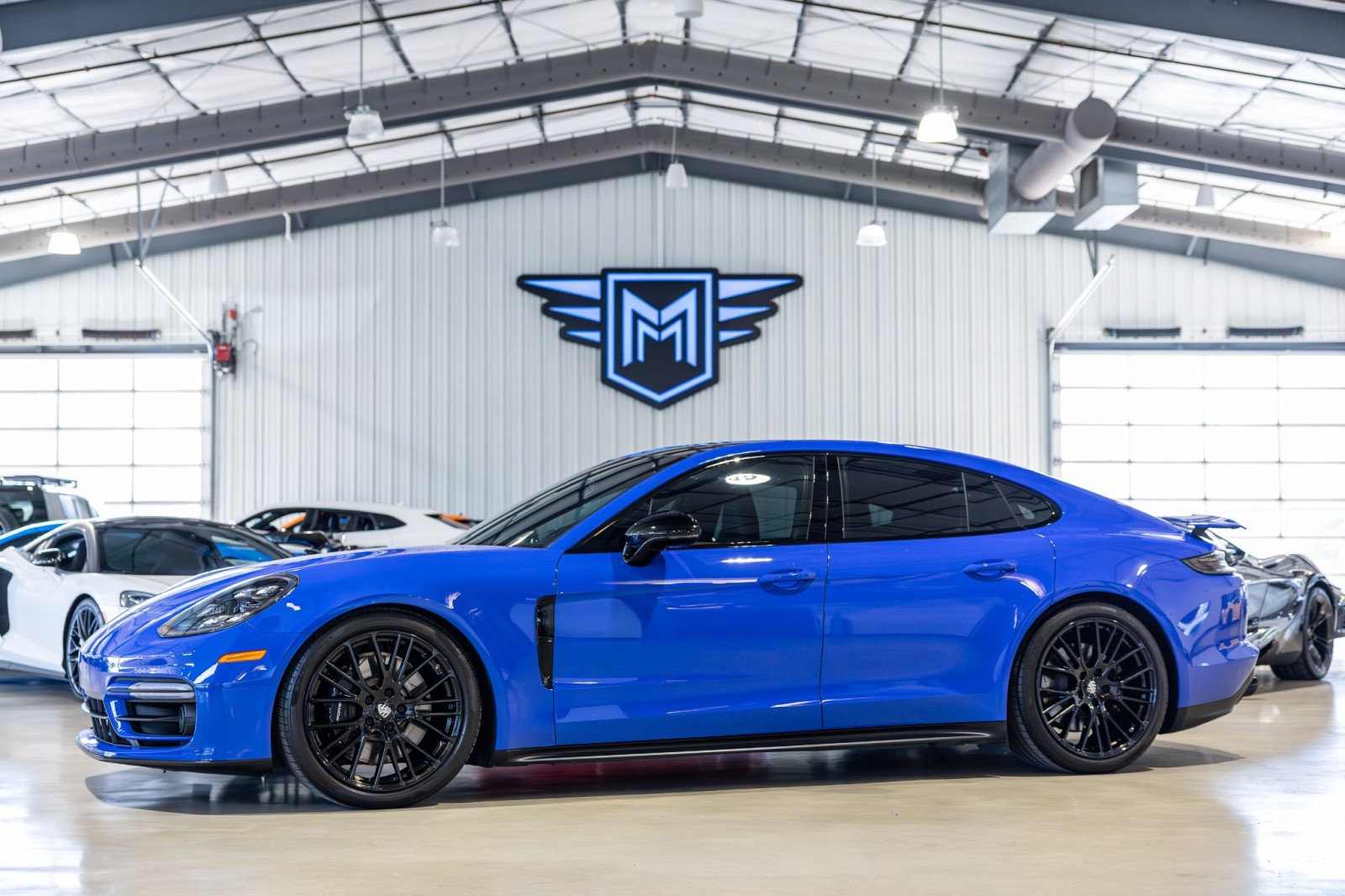 2023 Porsche Panamera GTS's photo