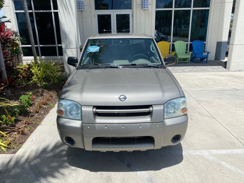 2004 Nissan Frontier 2WD XE LOW MILES 70,694 PU in , 