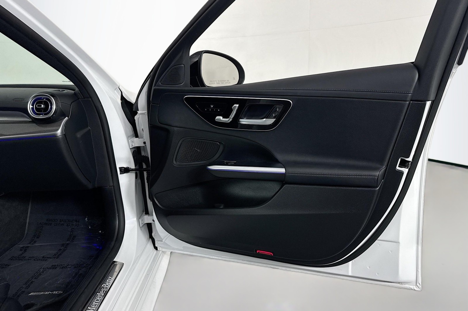 Used 2022 MANUFAKTUR Moonlight White Metallic Mercedes-Benz C 300 image 23