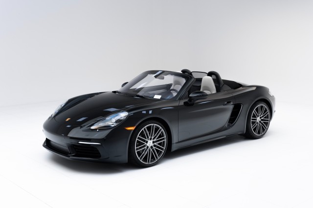 2025  718 Boxster  in , 