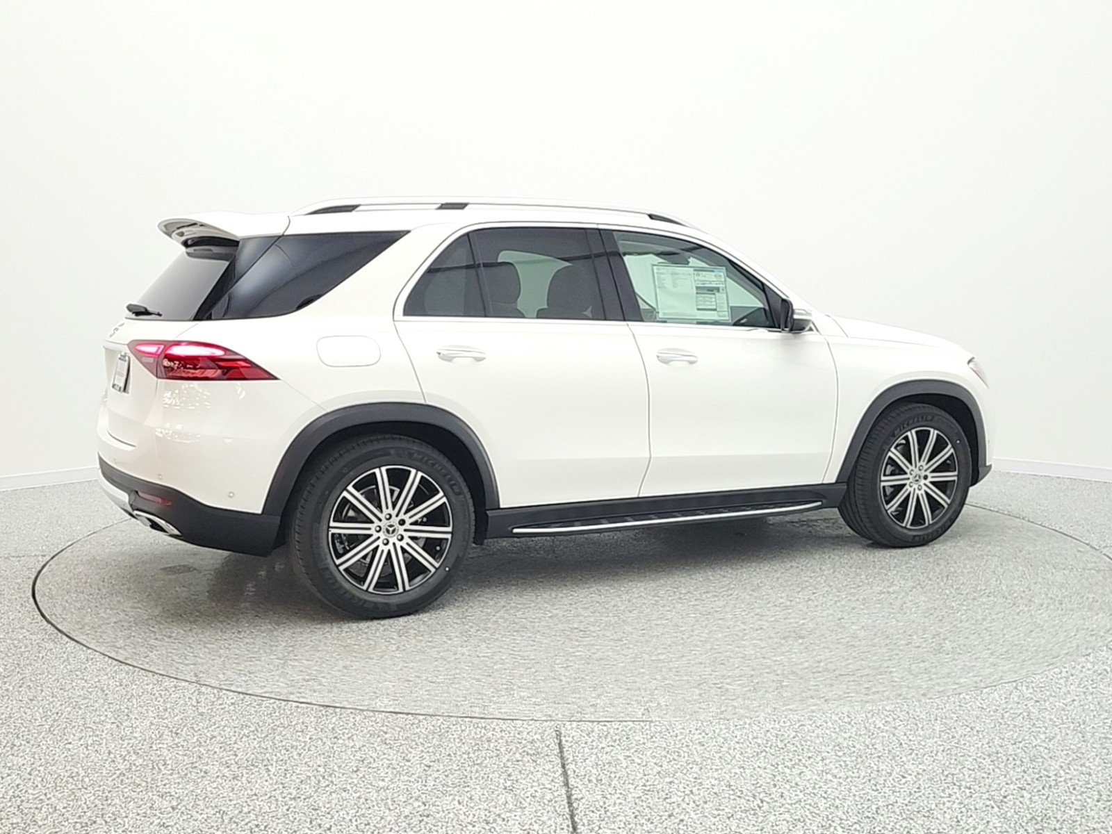 New 2026 Polar White Mercedes-Benz GLE 350 image 5