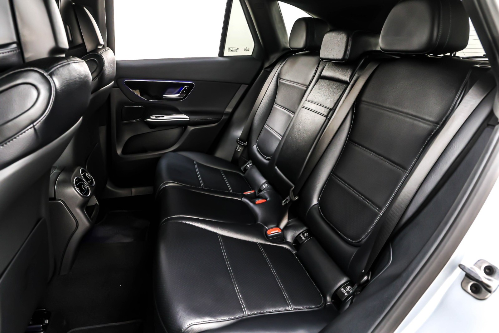 New 2026 Cirrus Silver Metallic Mercedes-Benz GLC 300 image 8