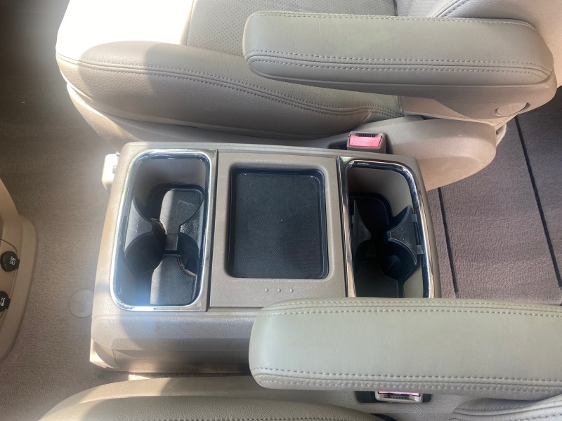 2012 Chrysler Town & Country 1 OWNER LOW MILES 58.411 in , 