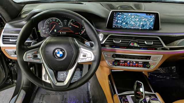 2016 BMW 7 Series 750i xDrive 20