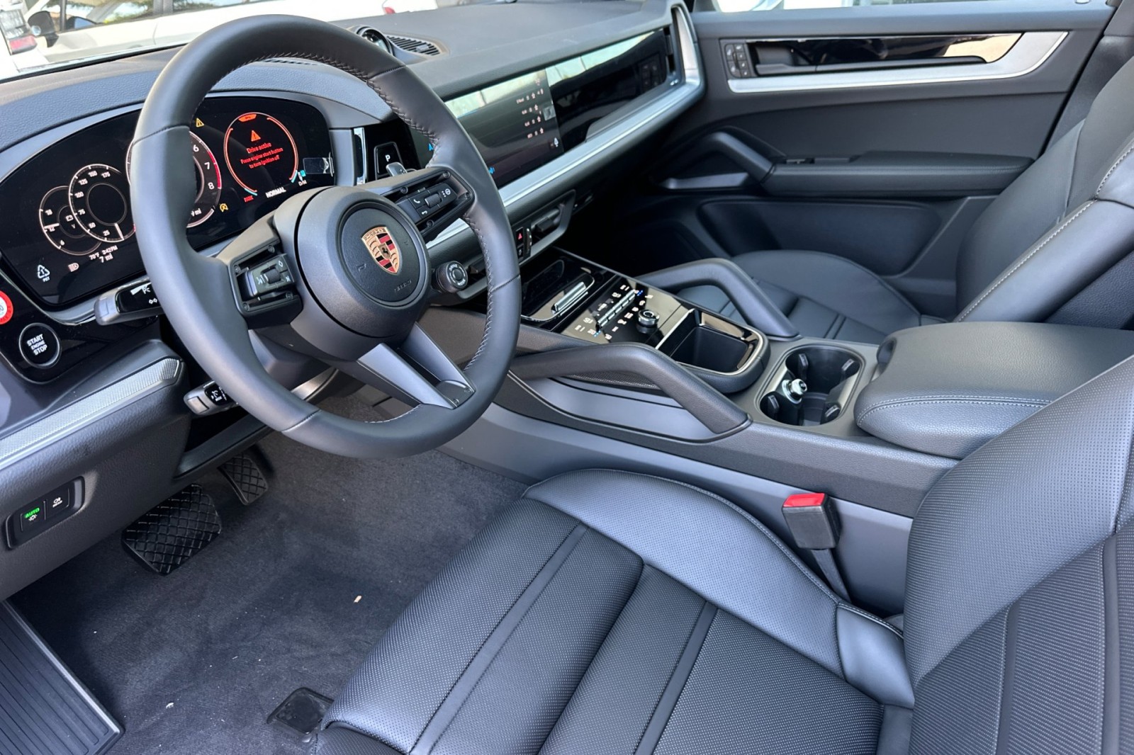 New 2026 Chalk Porsche Coupe image 4