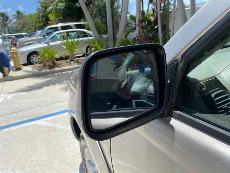 2004 Nissan Frontier 2WD XE LOW MILES 70,694 PU in , 