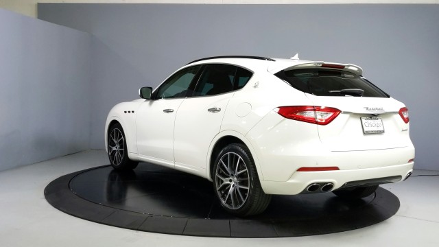 2017 Maserati Levante  5