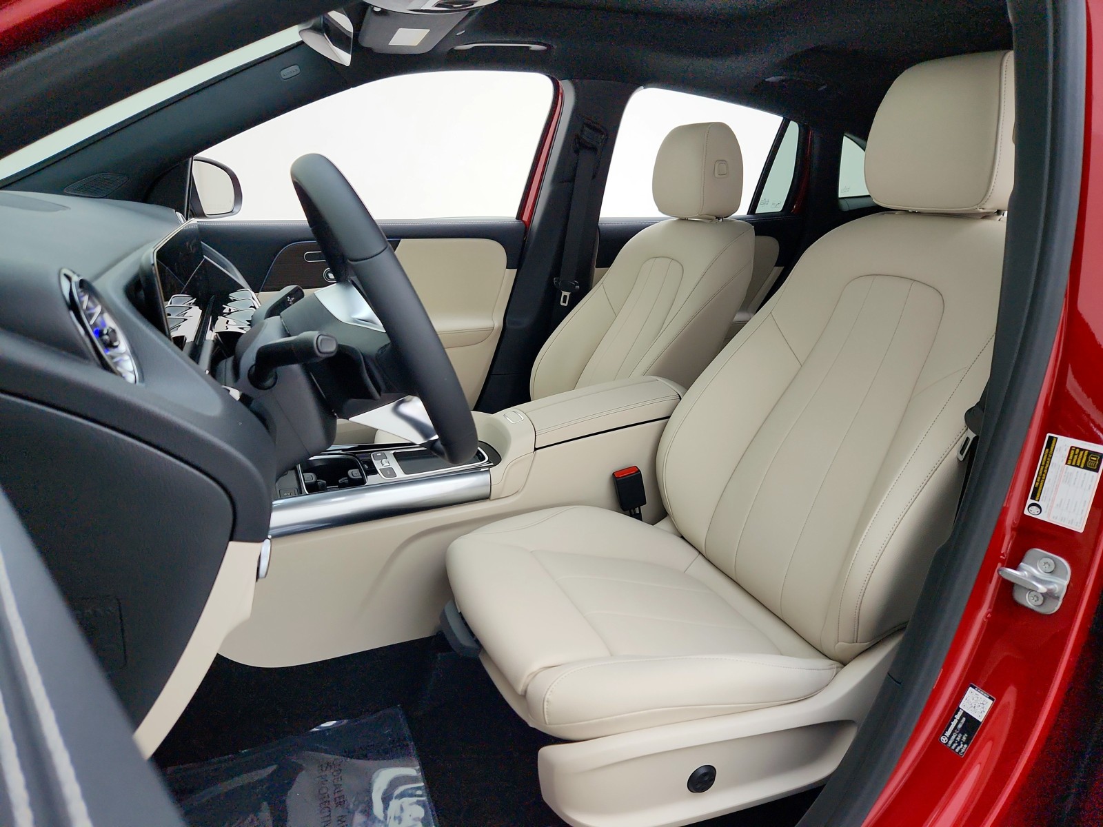 New 2026 MANUFAKTUR Patagonia Red Metallic Mercedes-Benz GLA 250 SUV image 17