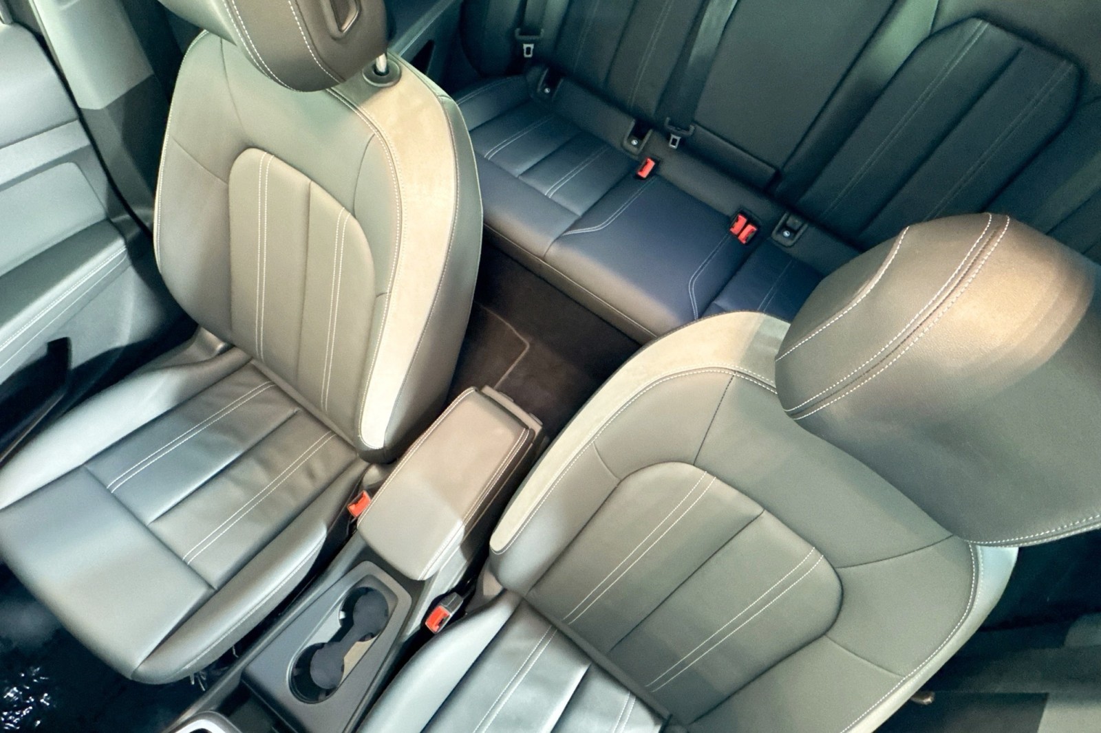 Used 2023 MYTHOS BLACK Audi Premium Plus image 19