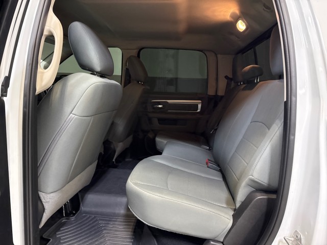 2020 Ram 1500 Classic SLT 4WD 5.7L-V8 in ,