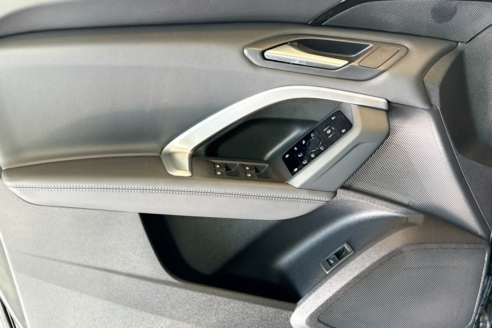 New 2025 Tambora Gray Metallic Audi Premium 2.0 TFSI quattro image 15