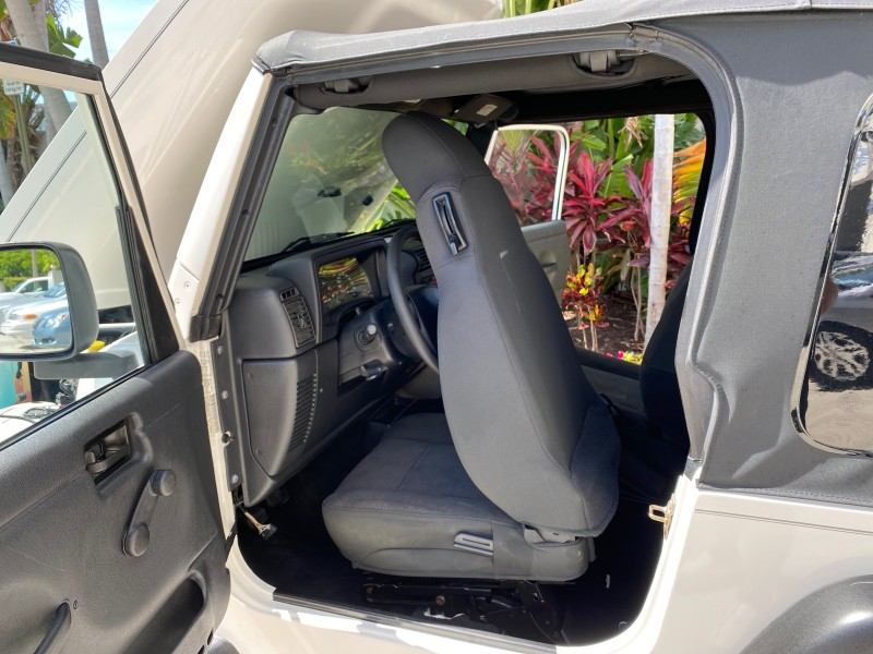 2005 Jeep Wrangler SE 4WD LOW MILES 29,371 1 OWNER in ,