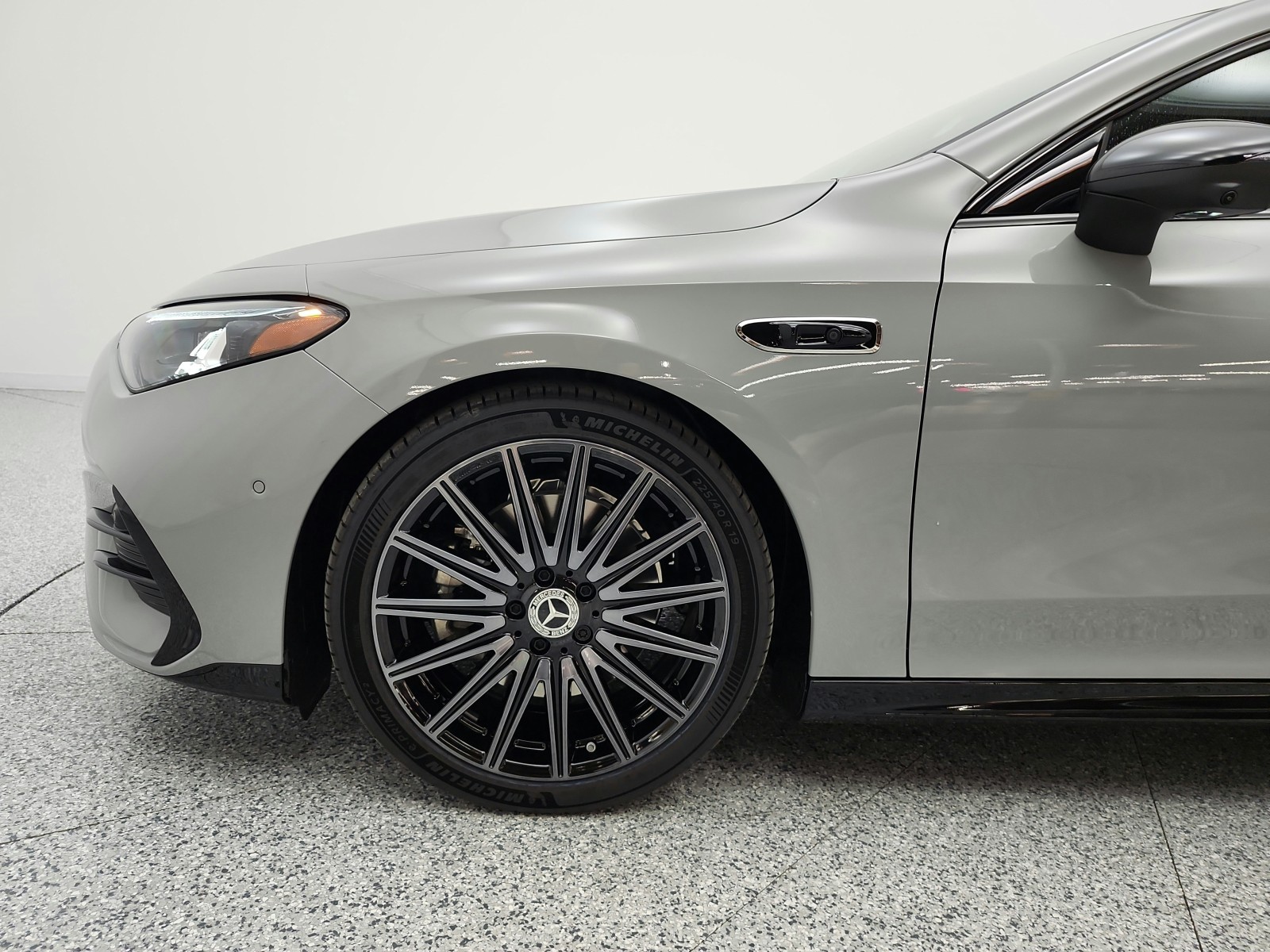 New 2027 MANUFAKTUR Alpine Grey Mercedes-Benz CLA 220 Hybrid FWD image 15