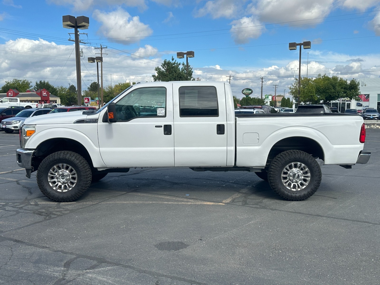 2015 Ford Super Duty F-350 SRW Platinum 12