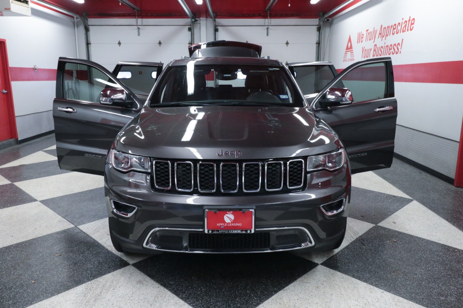 Used Car 2021 Jeep Grand Cherokee  80th Anniversary For Sale Under $25,000 In Austin, Texas