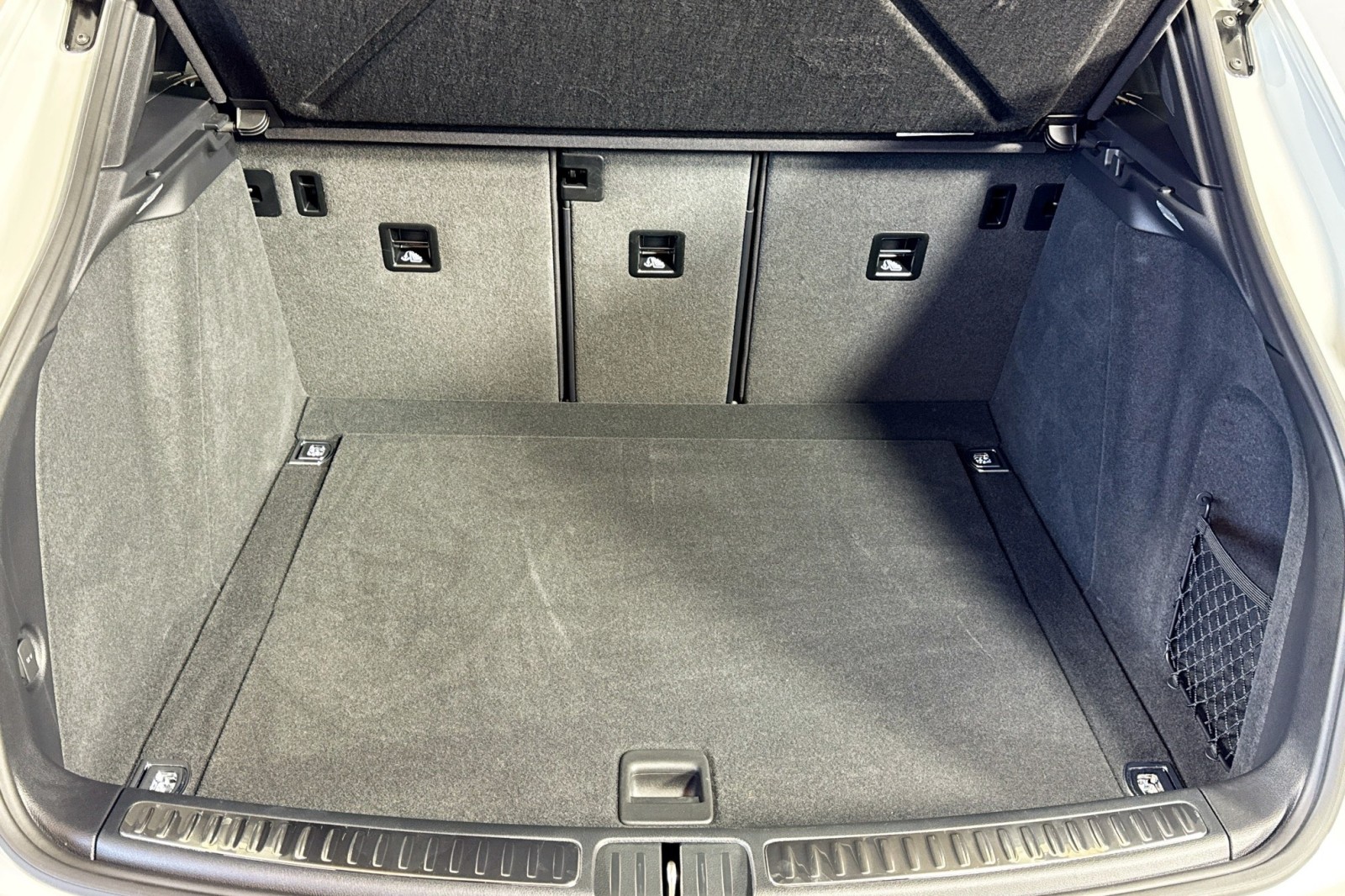 Used 2024 White Porsche T image 24