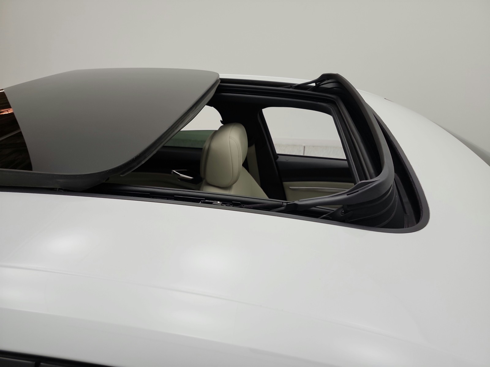 Used 2024 Glacier White Metallic Audi S line Premium image 17