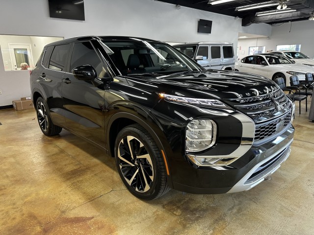 2024 Mitsubishi Outlander SE Black Edition 44